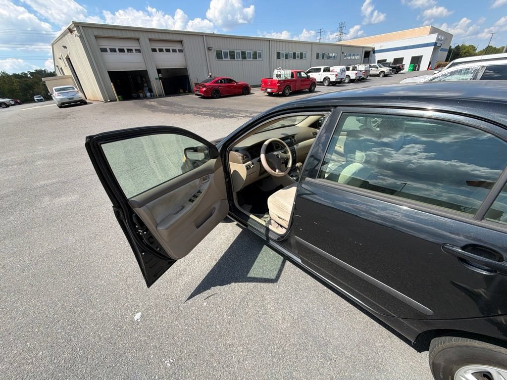 Used 2007 Toyota Corolla CE w/ Upgrade Pkg FWD image 15