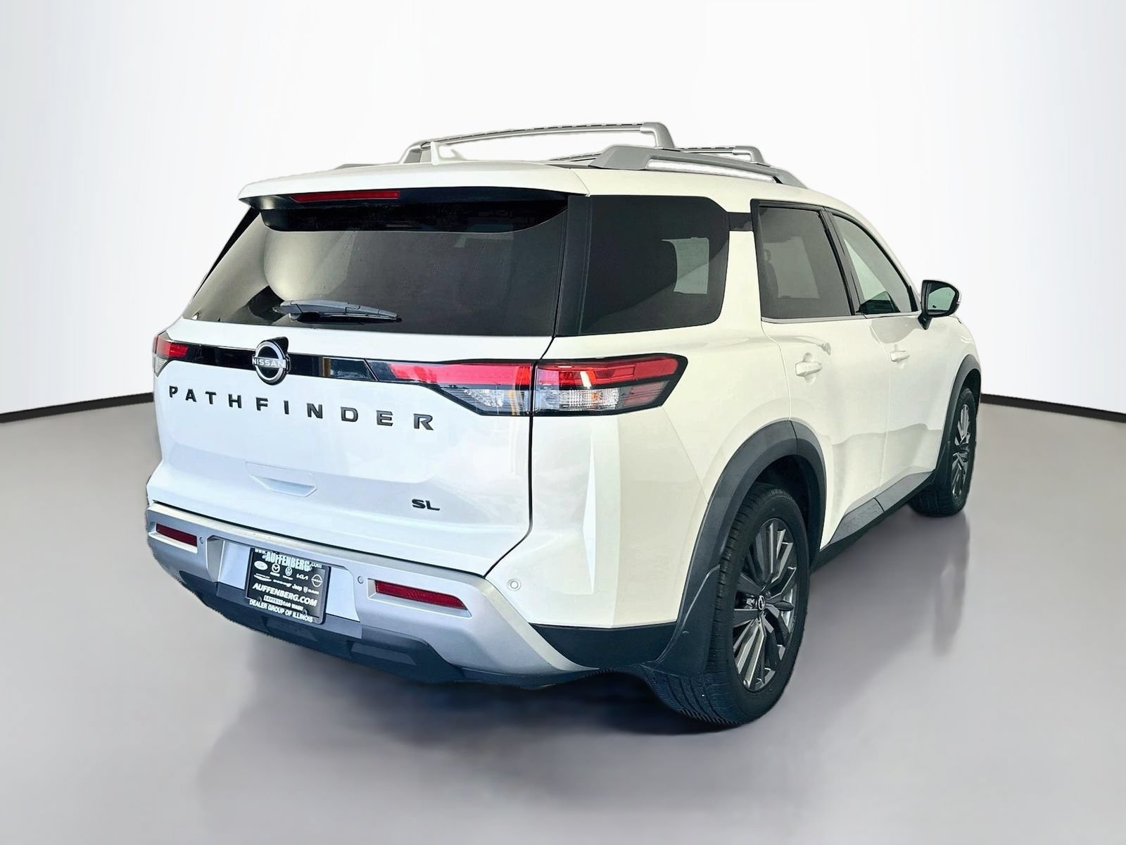 Certified 2022 Nissan Pathfinder SL w/ SL Premium Package FWD image 7