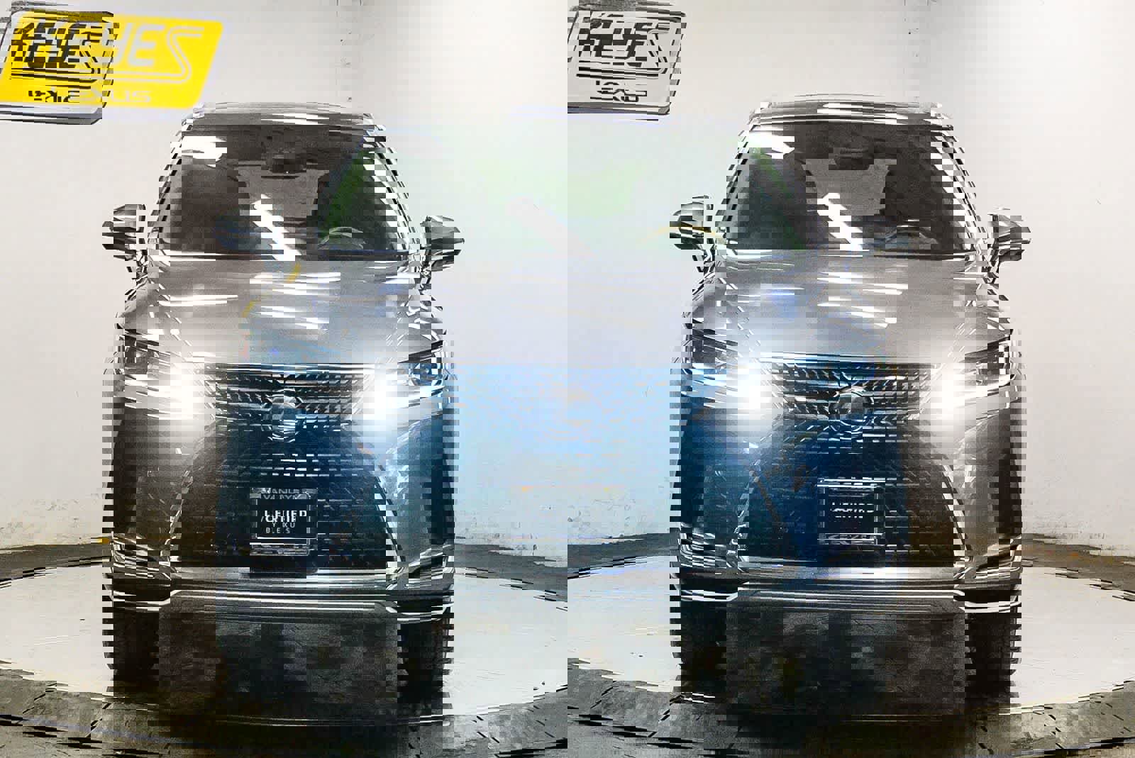 Certified 2020 Lexus RX 350L FWD w/ Premium Package image 6