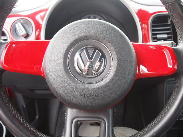 Used 2012 Volkswagen Beetle 2.5 FWD image 8