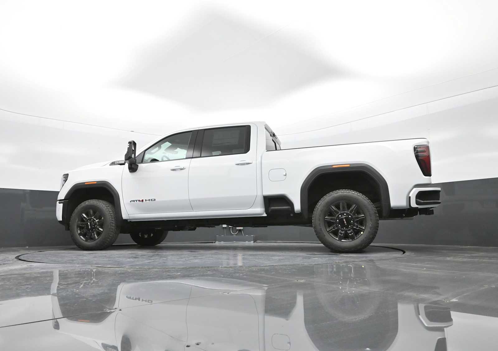 New 2026 GMC Sierra 2500 AT4 w/ AT4 Premium Plus Package image 36