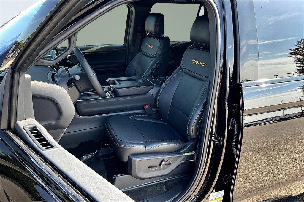 New 2025 Ford Expedition Tremor image 14