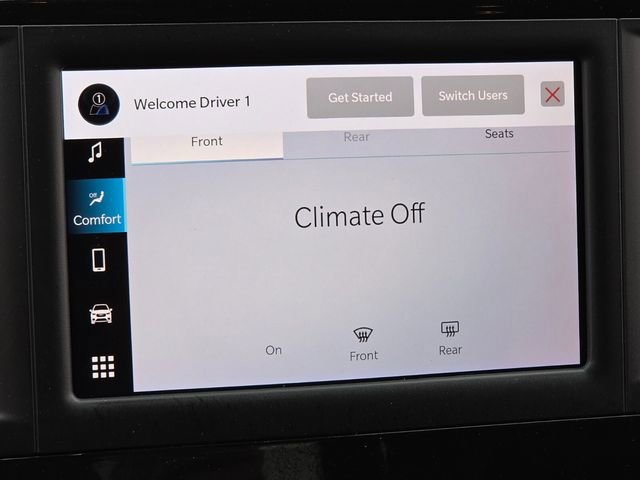 Used 2023 Chrysler Voyager LX image 21