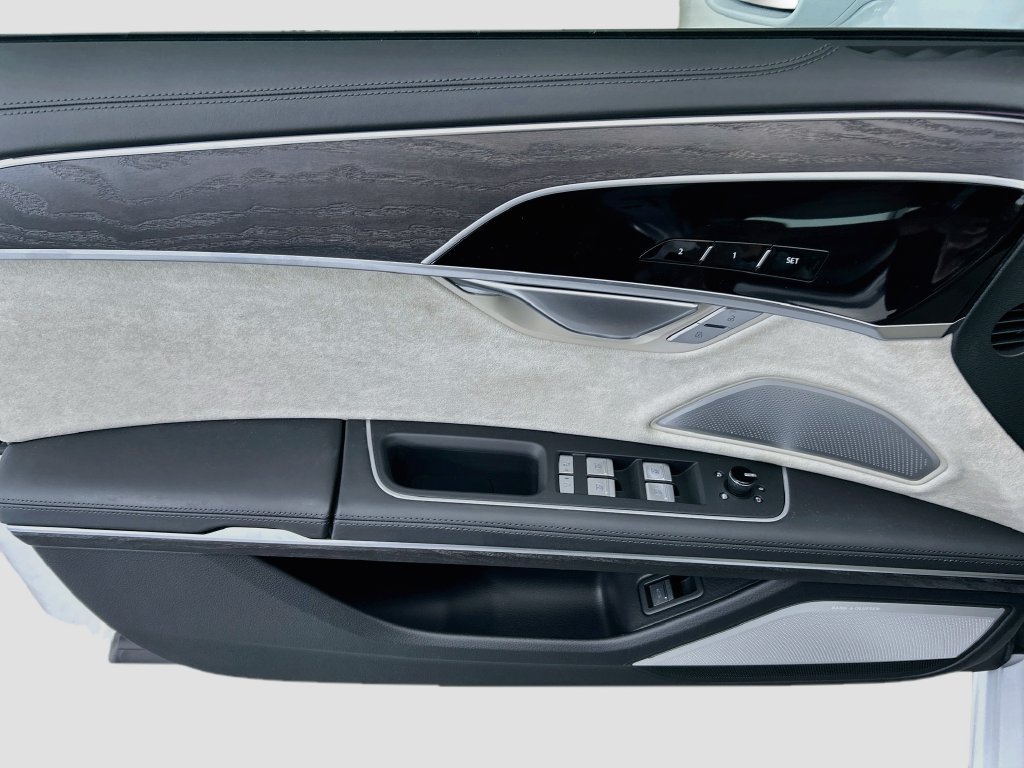 New 2026 Audi A8 L 3.0T AWD/4WD image 23