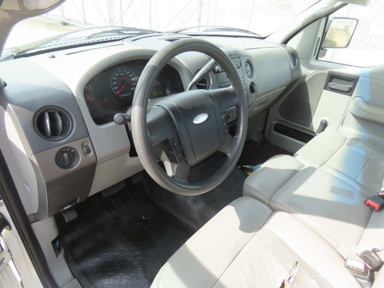 Used 2006 Ford F150 XL RWD image 20