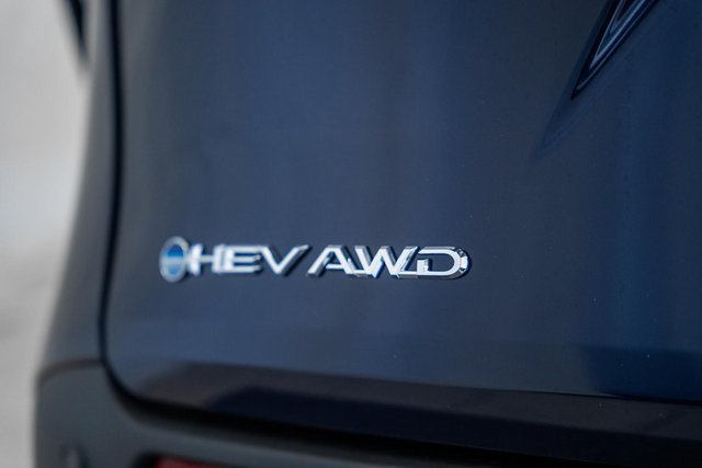 New 2026 Toyota Sienna XLE AWD/4WD image 8