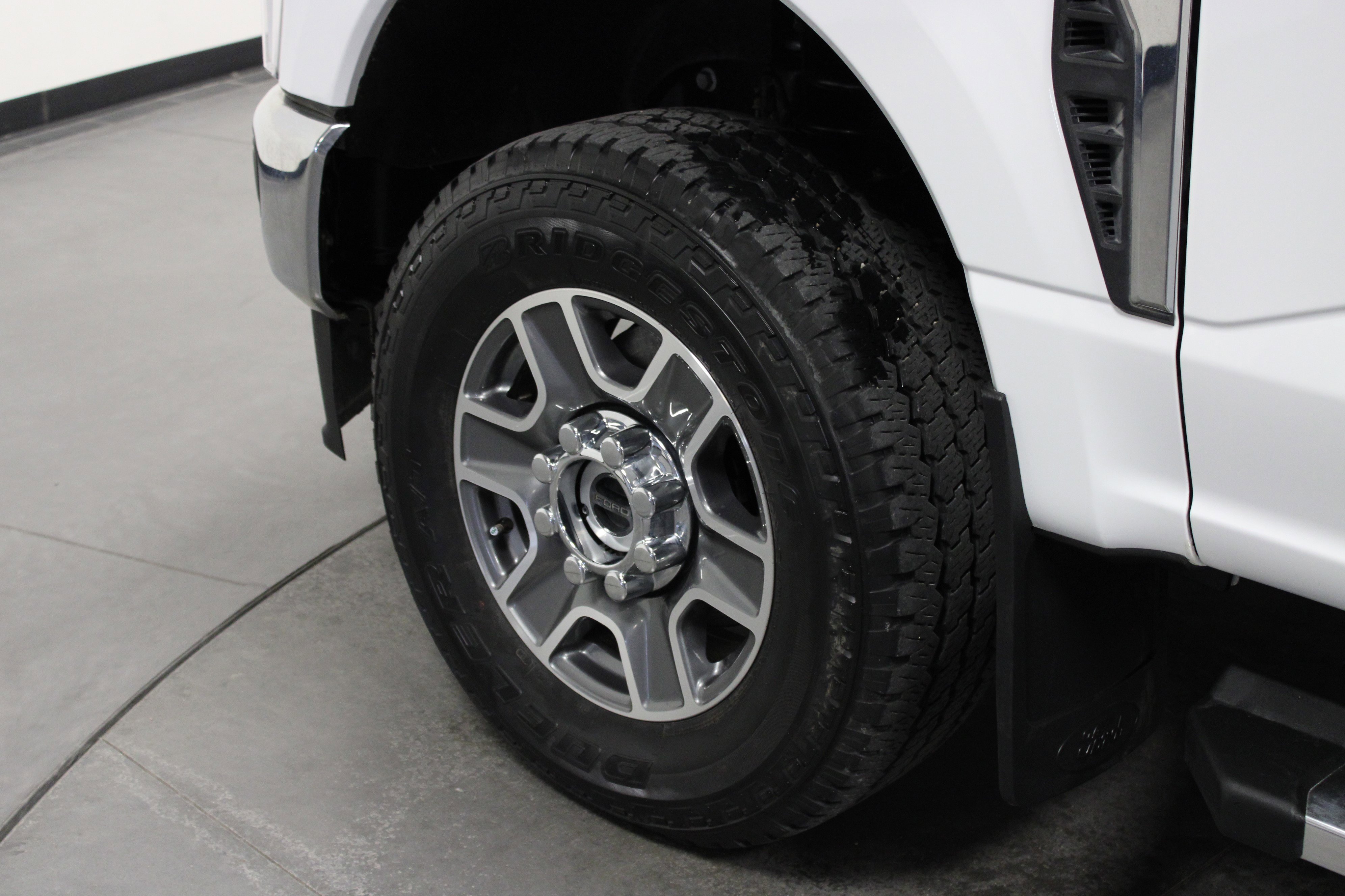 Used 2024 Ford F250 Lariat image 10