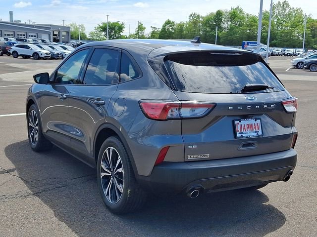 Certified 2022 Ford Escape SE w/ SE Sport Appearance Package FWD image 4