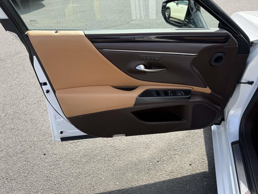 Used 2020 Lexus ES 350 w/ Premium Package FWD image 12