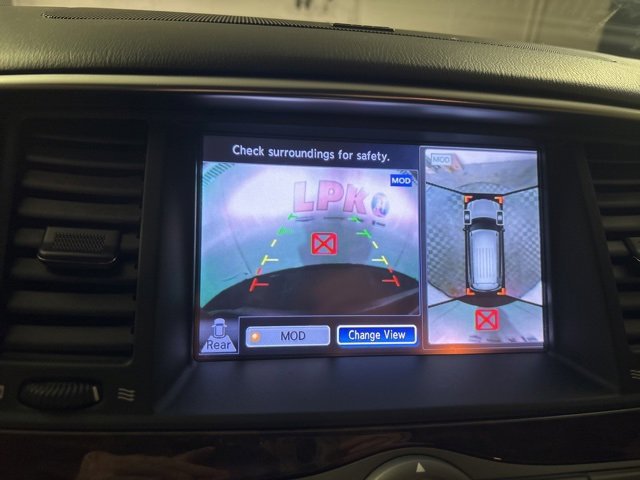 Used 2017 Nissan Armada Platinum w/ Interior Lighting Package image 40