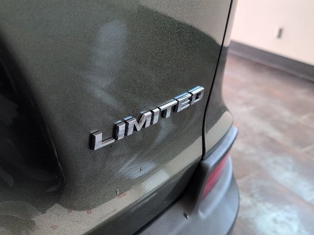 Used 2019 Jeep Cherokee Limited image 9