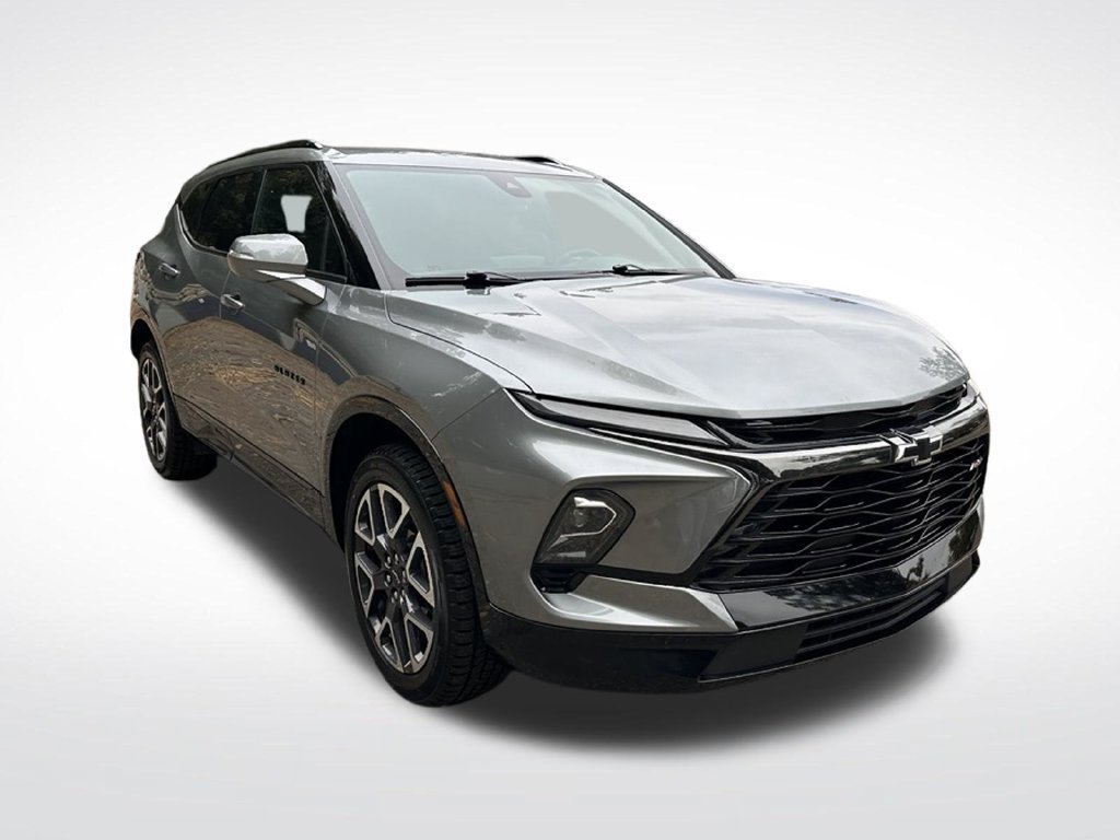 Used 2024 Chevrolet Blazer RS w/ Enhanced Convenience Package FWD image 6
