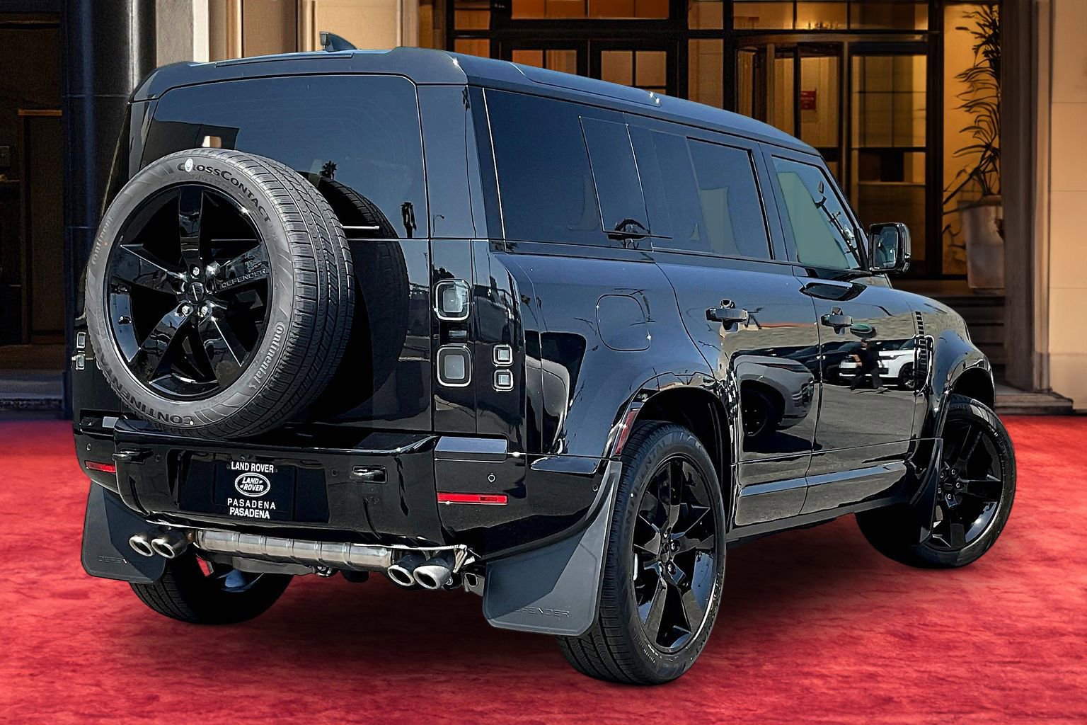 New 2026 Land Rover Defender 110 X-Dynamic SE AWD/4WD image 4