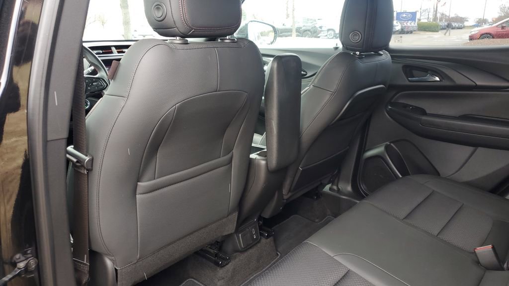 Used 2021 Chevrolet TrailBlazer RS w/ Convenience Package image 24