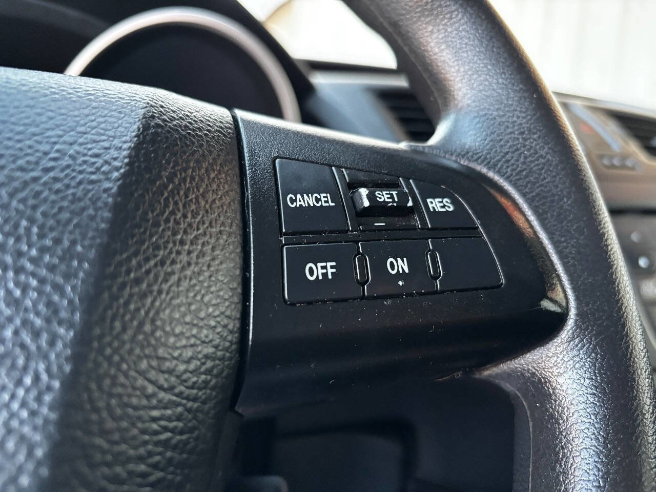 Used 2015 MAZDA MAZDA5 Sport image 21