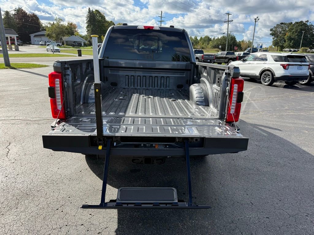 New 2026 Ford F350 XLT image 13