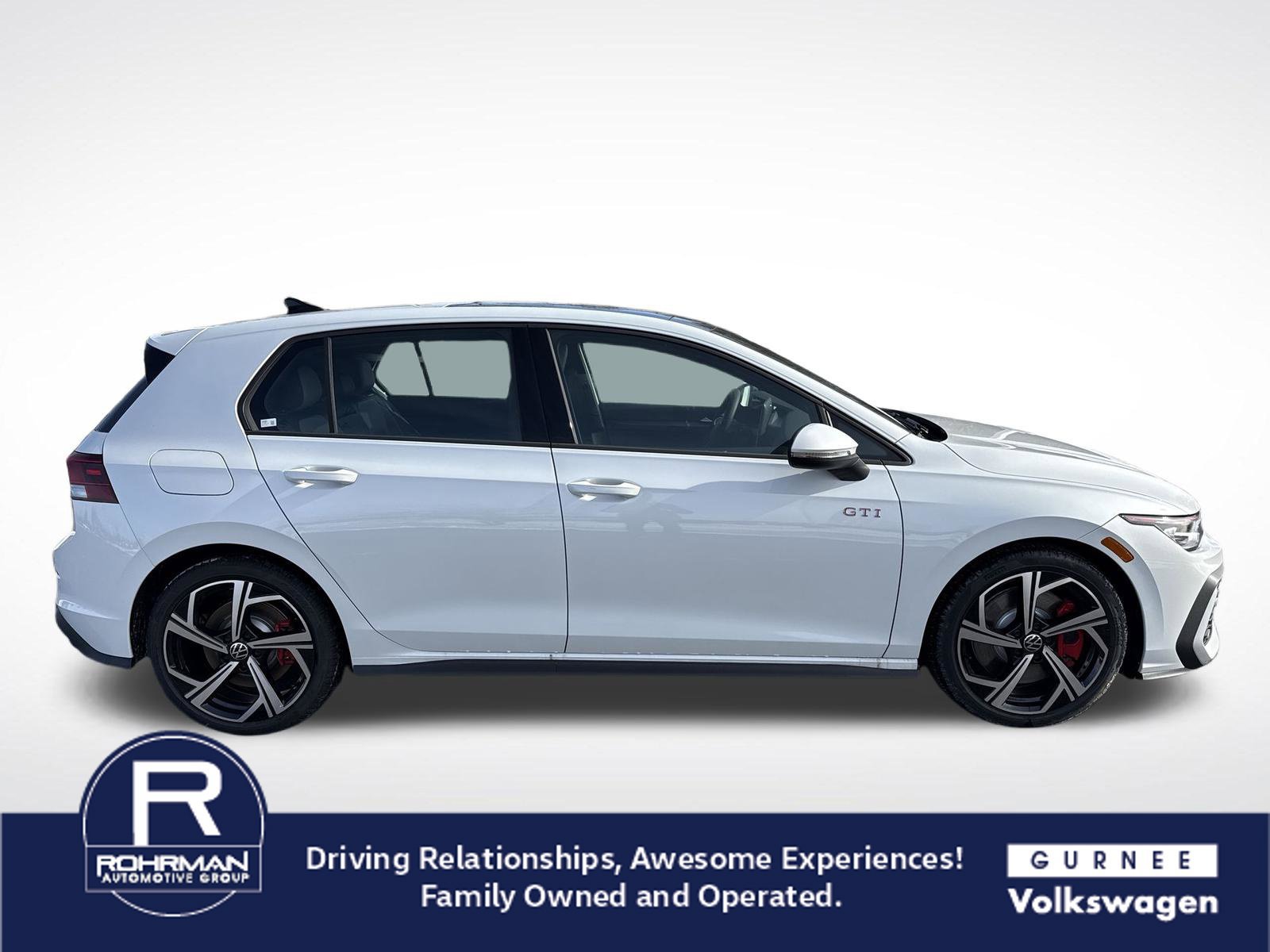 New 2026 Volkswagen GTI SE FWD image 11