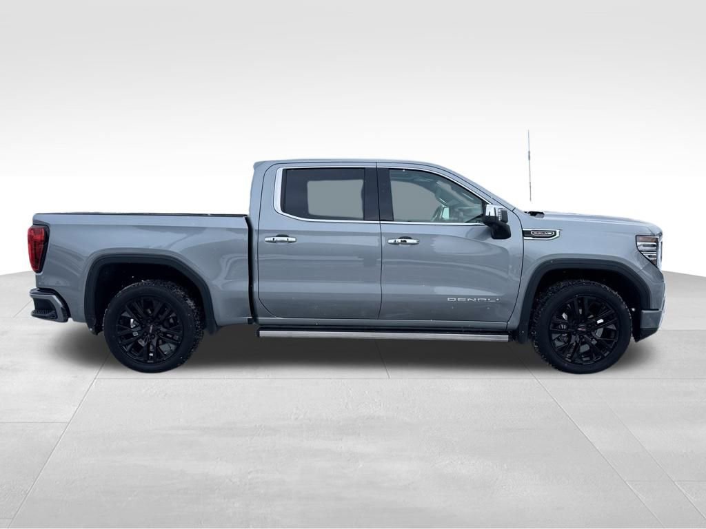 Used 2025 GMC Sierra 1500 Denali w/ Denali Reserve Package AWD/4WD image 5