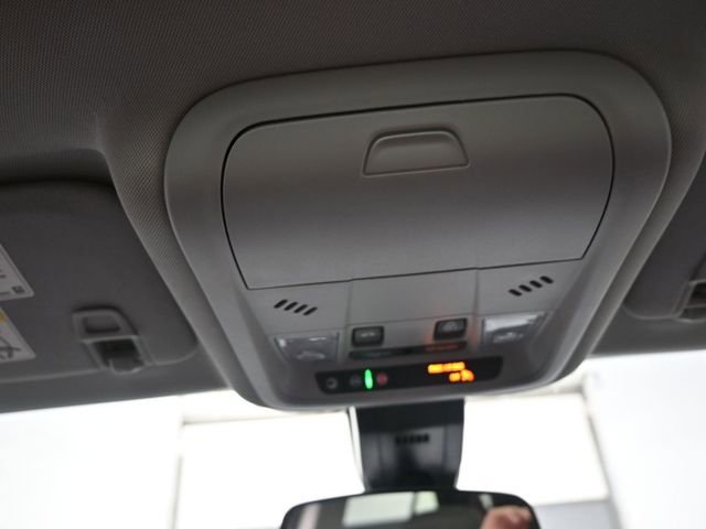 Used 2024 Chevrolet Equinox LT image 12