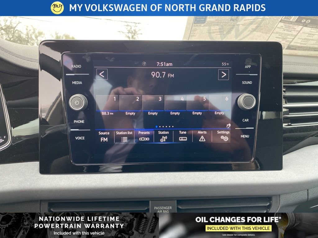 New 2026 Volkswagen Jetta SE FWD image 12