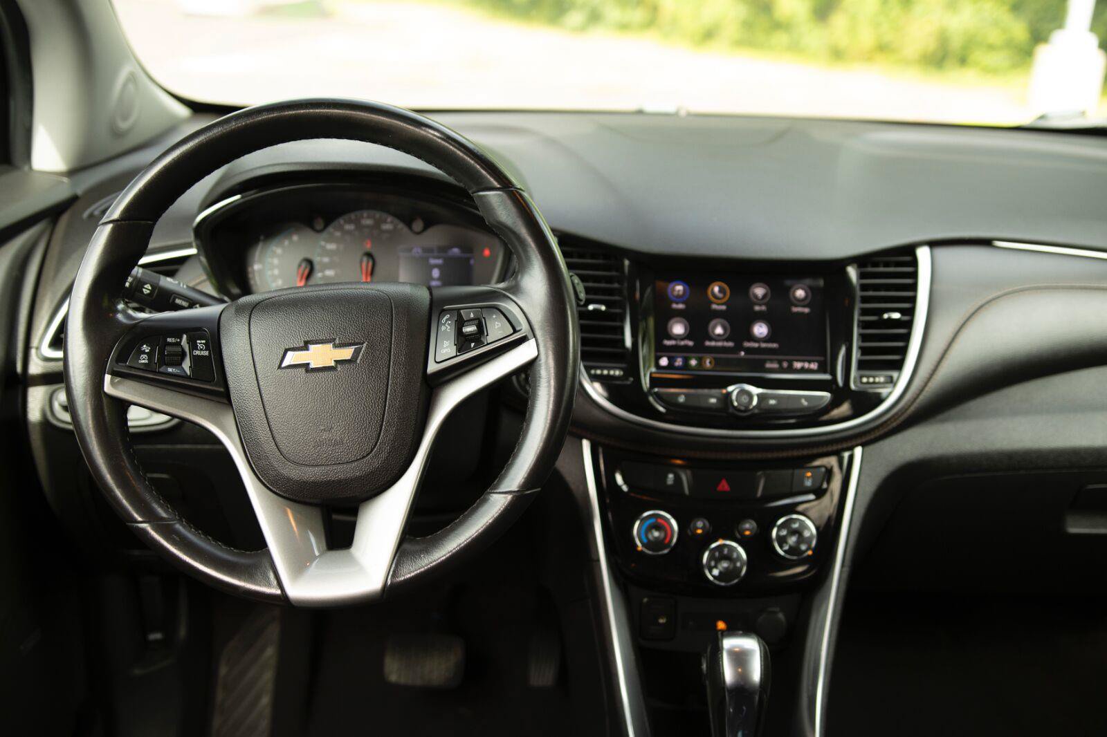 Used 2020 Chevrolet Trax Premier AWD/4WD image 3