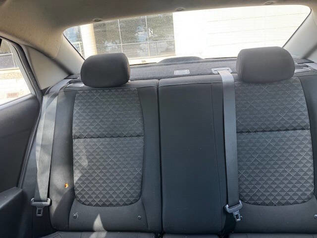 Used 2018 Kia Rio S image 41