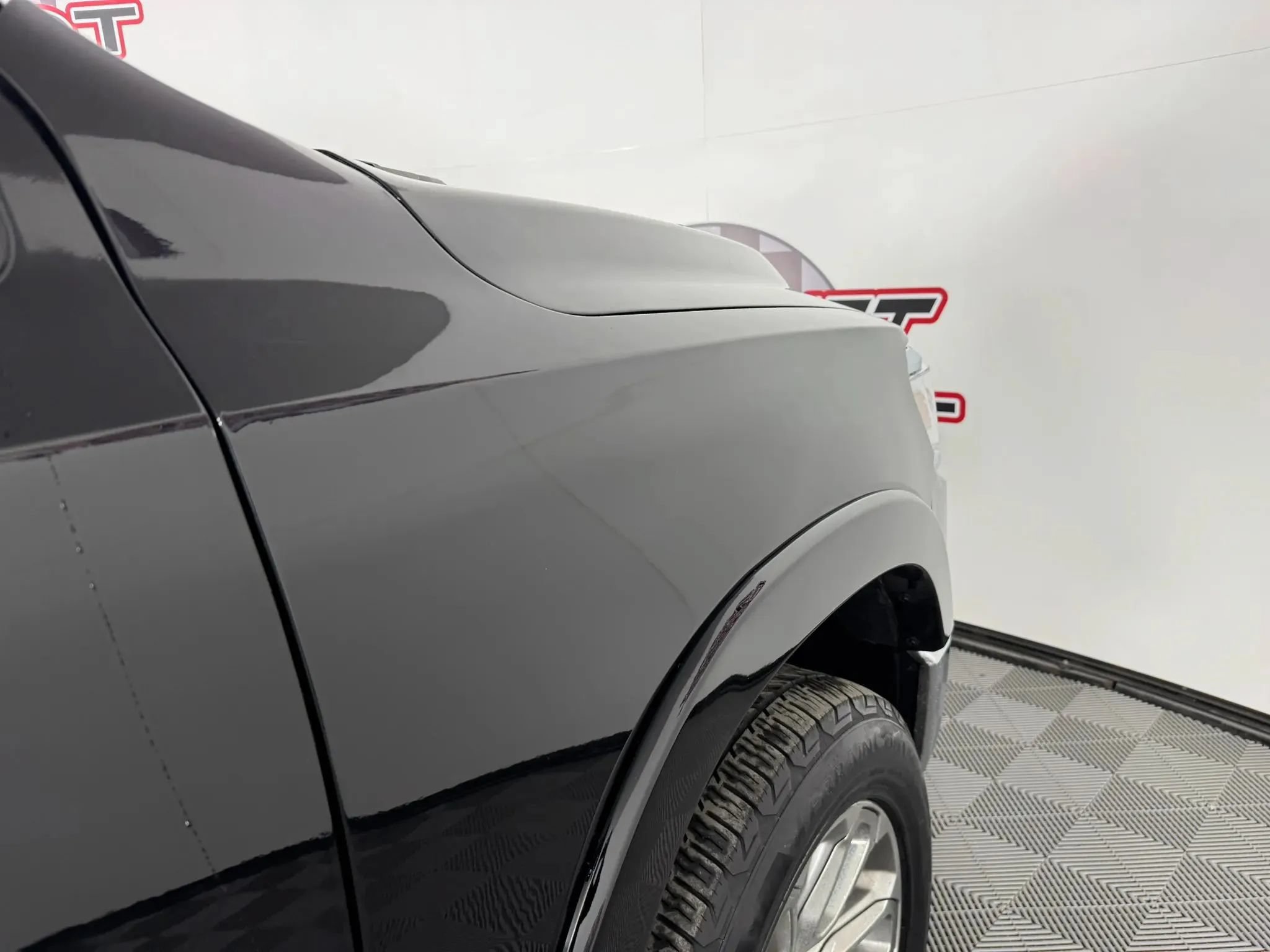 Used 2022 RAM 1500 Laramie w/ Sport Appearance Package AWD/4WD image 31
