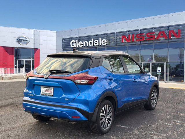 Used 2023 Nissan Kicks SV w/ Interior Electronics Package FWD image 4