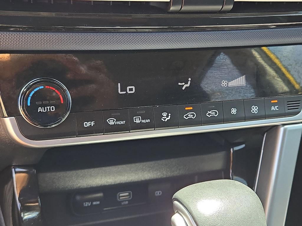 Used 2023 Kia Seltos Nightfall Edition image 25