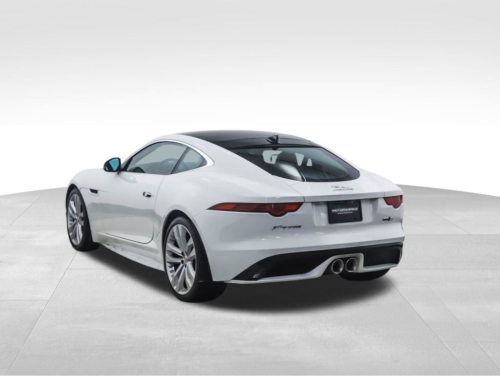 Used 2016 Jaguar F-TYPE S image 3