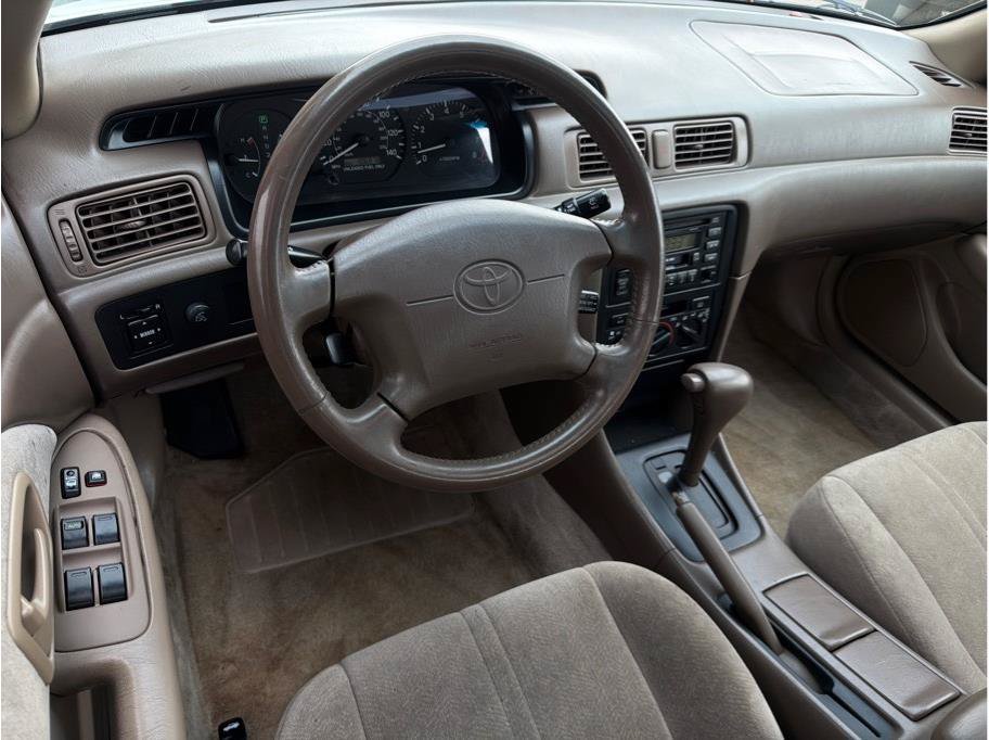 Used 1999 Toyota Camry LE w/ Appearance Pkg + VP FWD image 2