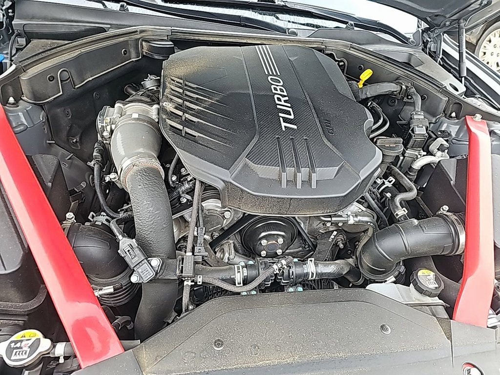 Used 2022 Genesis G70 3.3T Launch Edition image 18