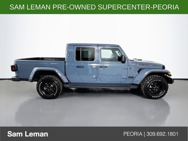 Used 2025 Jeep Gladiator High Tide image 8
