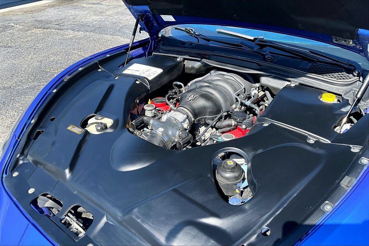 Used 2014 Maserati GranTurismo Sport RWD image 33