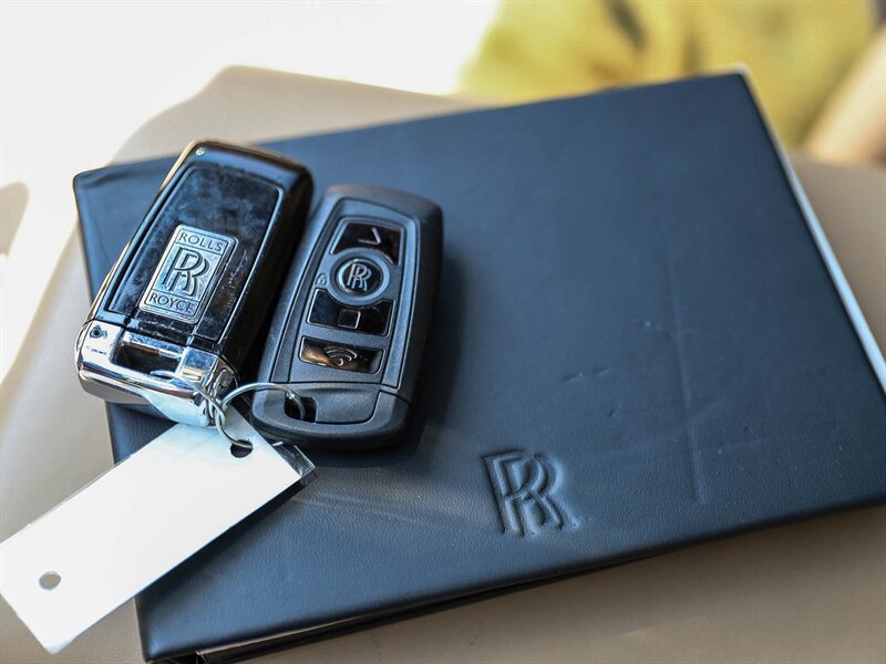Used 2012 Rolls-Royce Ghost Extended Wheelbase RWD image 55