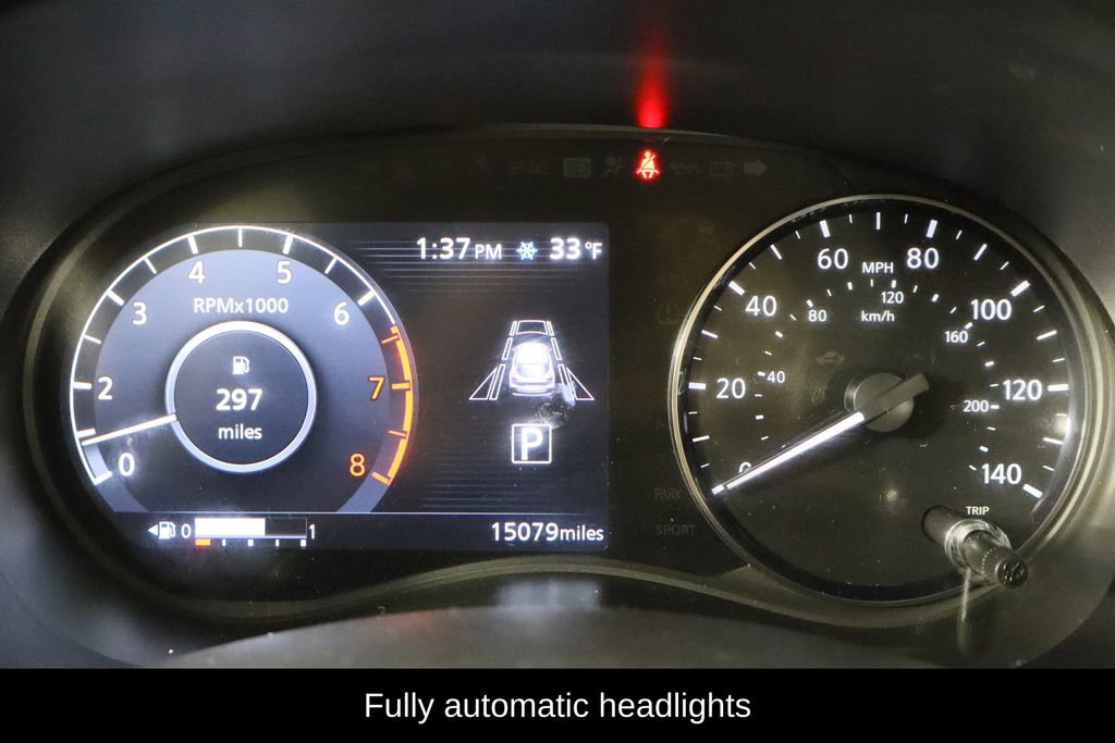 Used 2022 Nissan Kicks SR image 11