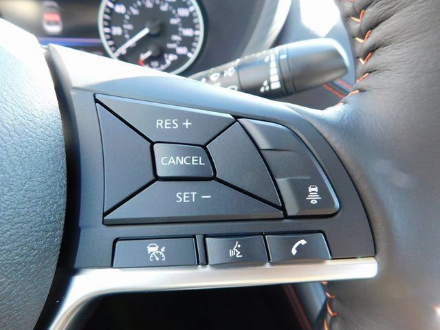 Used 2025 Nissan Sentra SR w/ SR Premium Package image 22