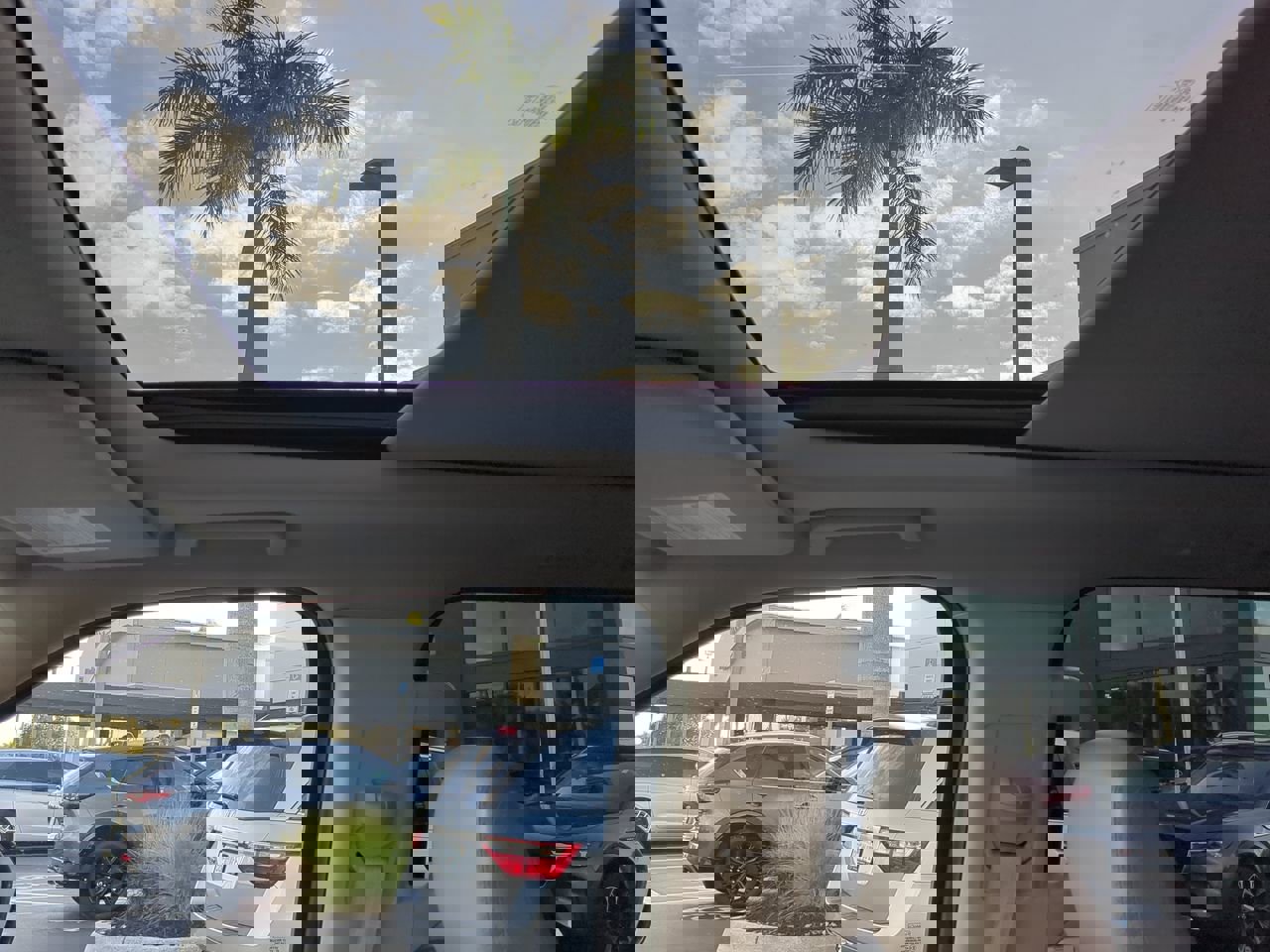 Used 2024 Ford Expedition Limited image 21