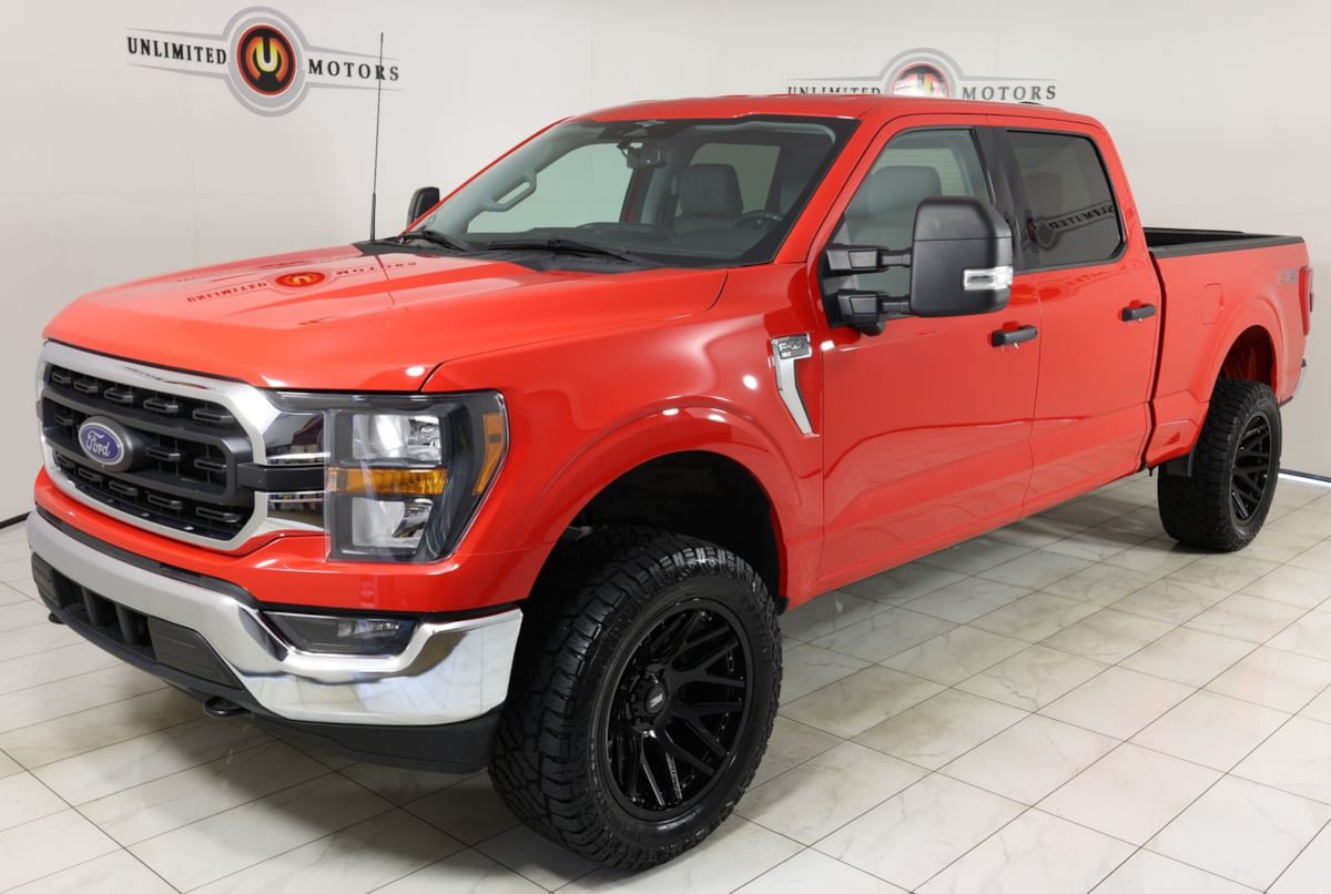 Used 2023 Ford F150 XLT w/ Equipment Group 301A Mid AWD/4WD image 5