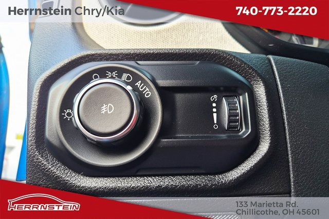 Used 2024 Jeep Wrangler Sport S image 17