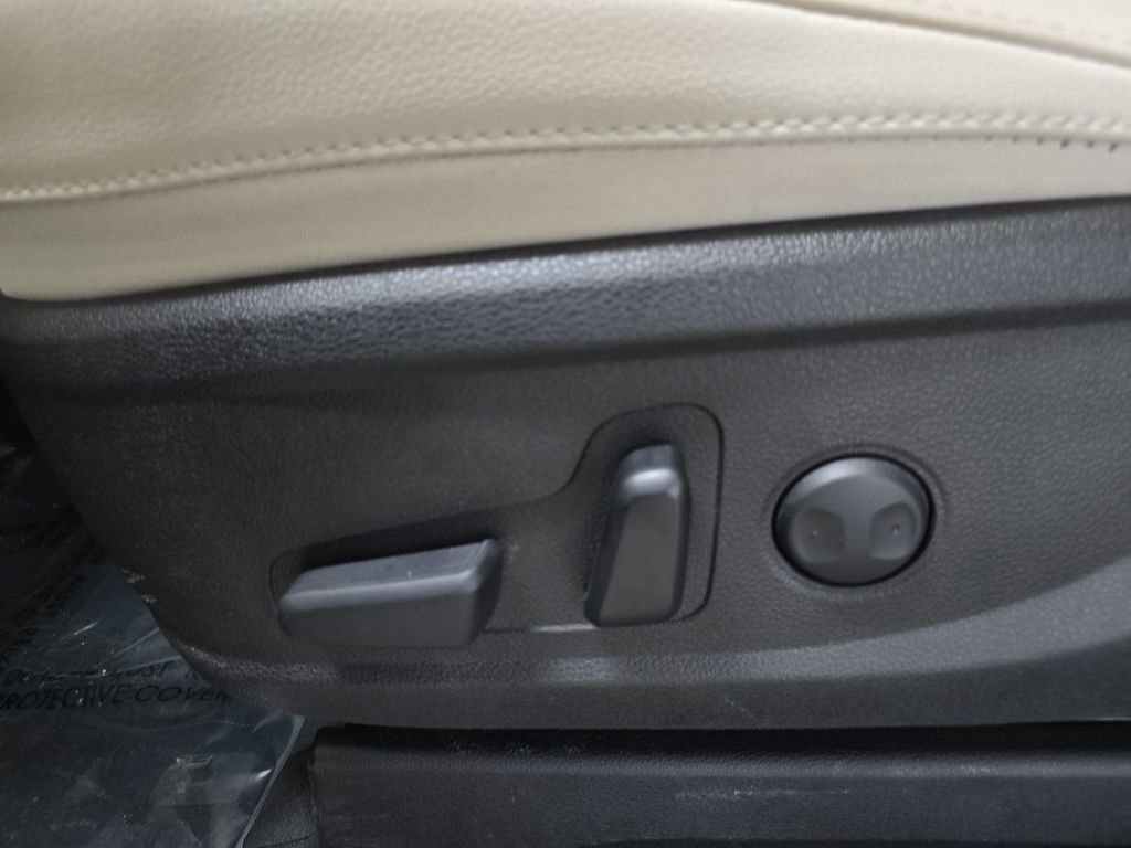 Used 2020 Kia Telluride EX w/ EX Premium Package image 28