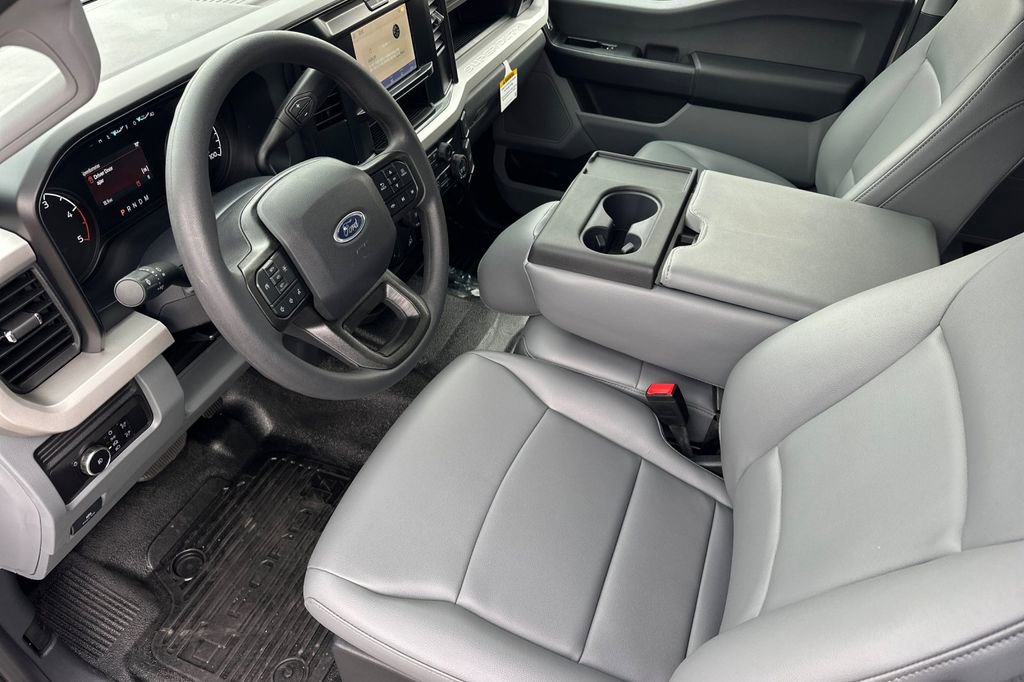New 2026 Ford F550 4x4 Crew Cab Super Duty image 7