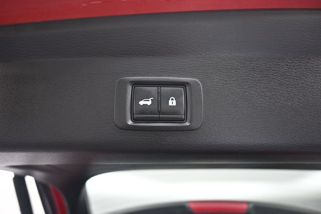 Used 2025 Mitsubishi Outlander AWD image 55