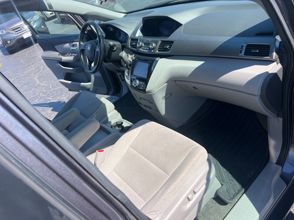 Used 2016 Honda Odyssey SE image 21