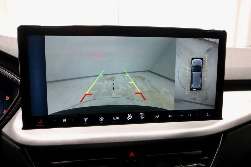 Certified 2024 Ford Escape Platinum image 2