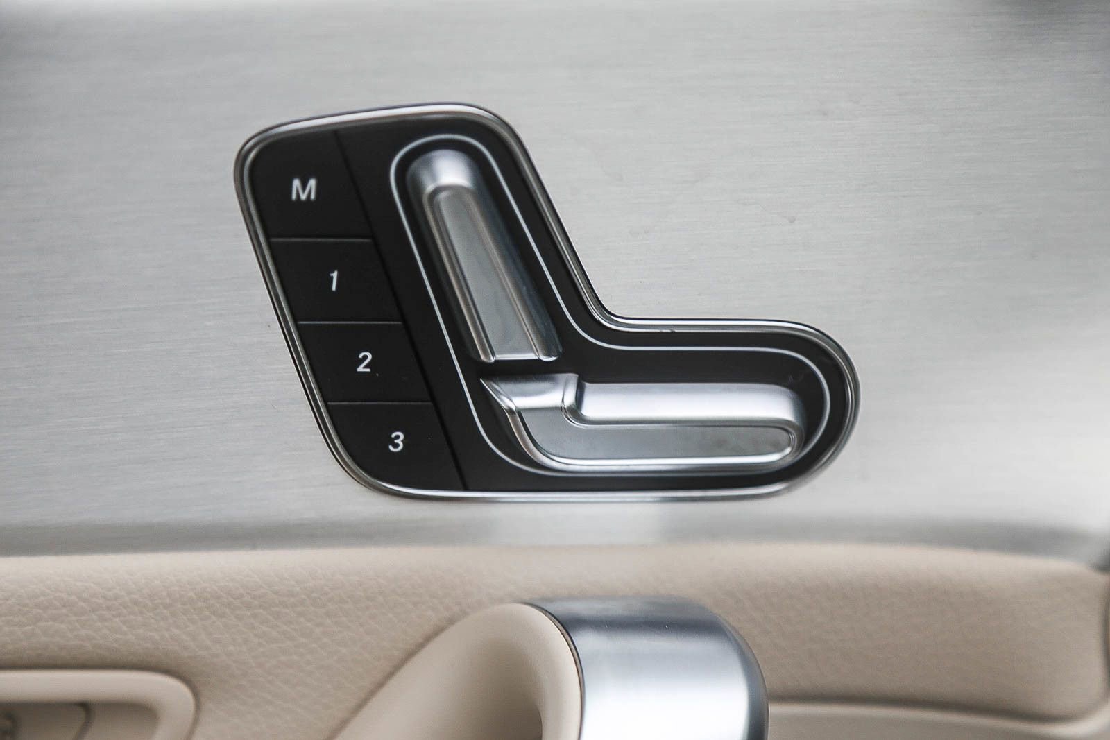 Certified 2025 Mercedes-Benz CLA 250 image 21