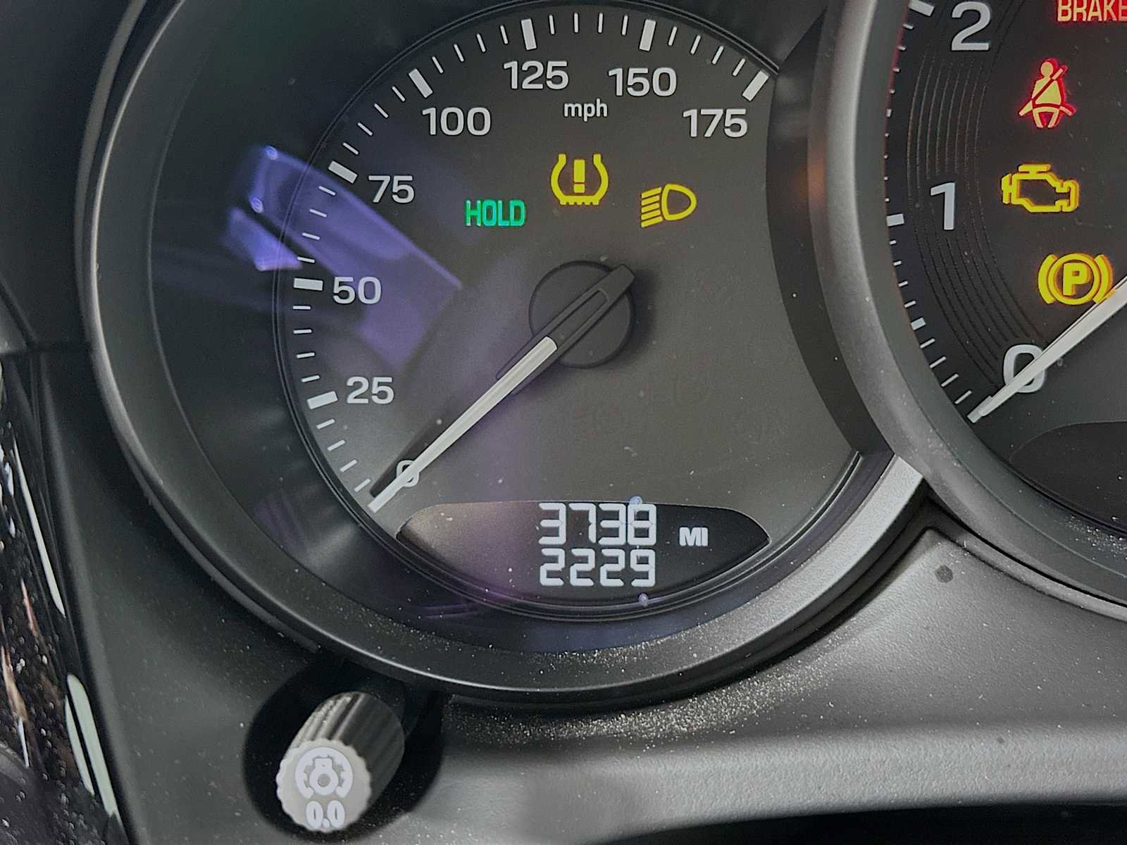 Certified 2025 Porsche Macan image 16