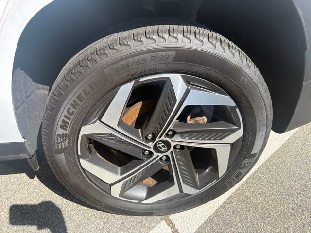 Certified 2024 Hyundai Tucson Limited AWD/4WD image 18