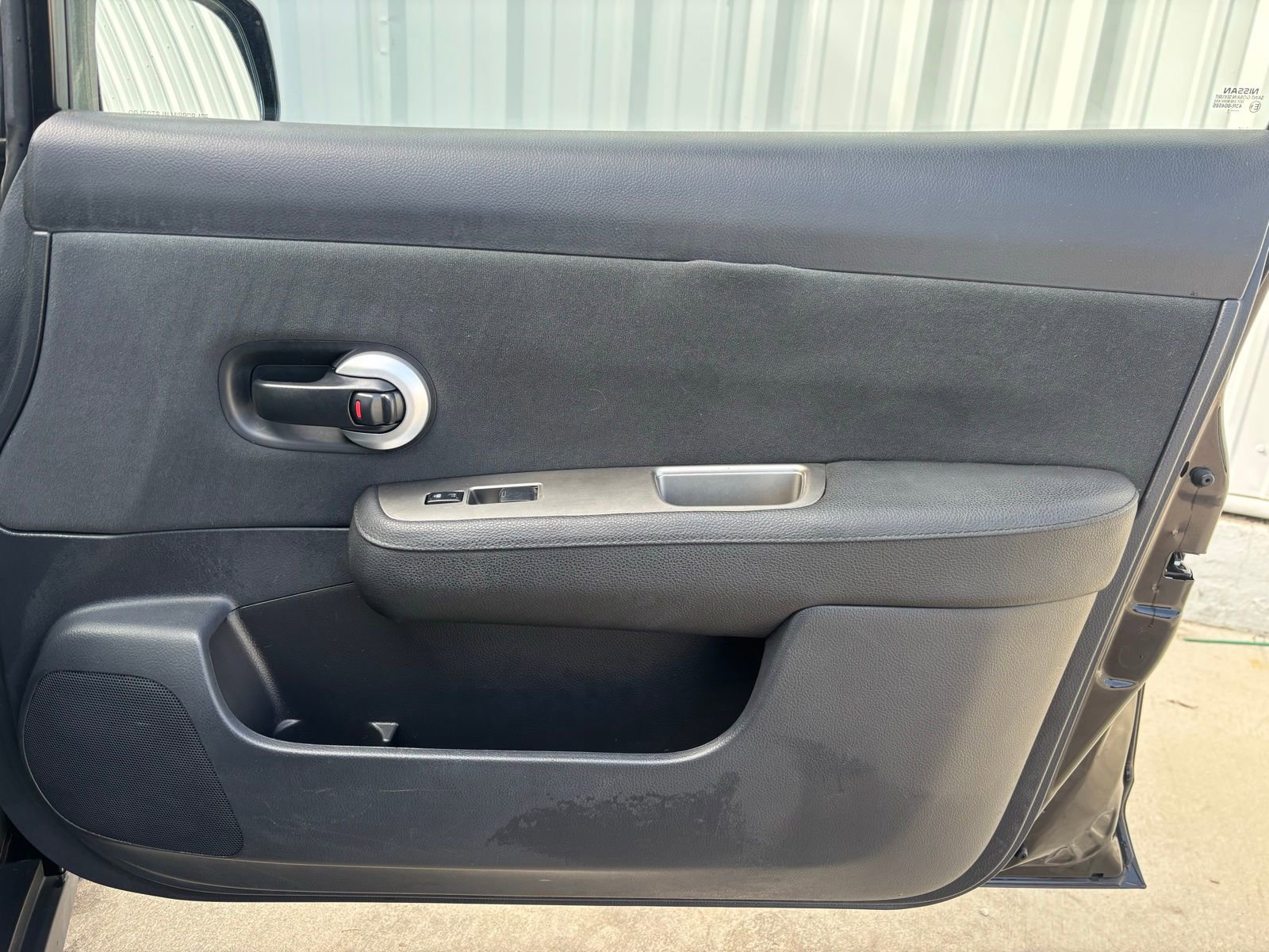 Used 2011 Nissan Versa 1.8 S w/ Plus Pkg image 29