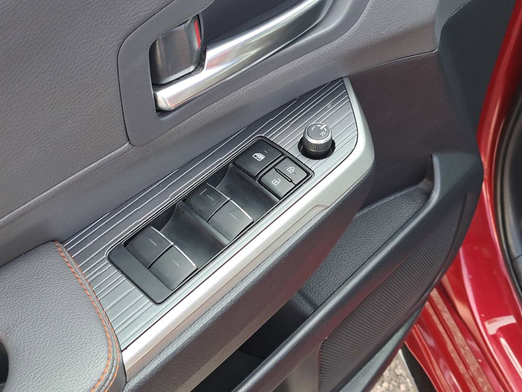 Used 2021 Toyota Sienna XSE w/ XSE Plus Package image 21